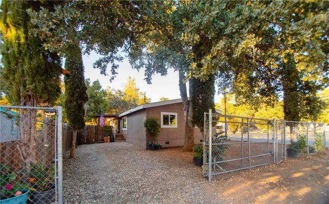 15894 35th Avenue, Clearlake, CA 95422