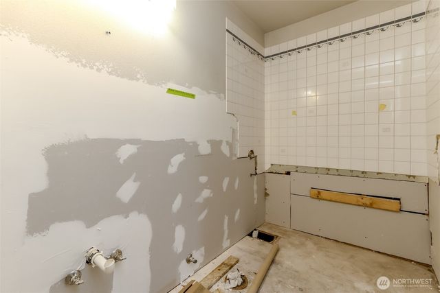 25738 215th Court SE, Maple Valley, WA 98038