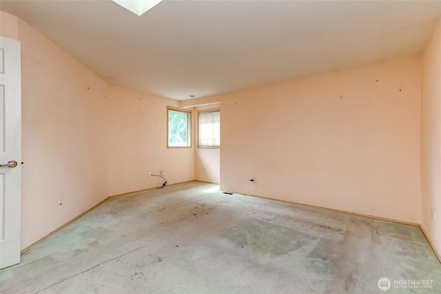 25738 215th Court SE, Maple Valley, WA 98038