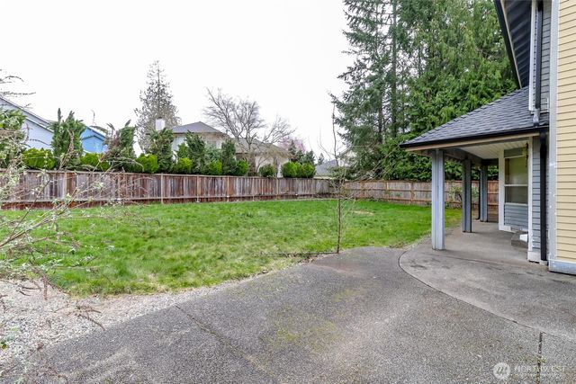 25738 215th Court SE, Maple Valley, WA 98038