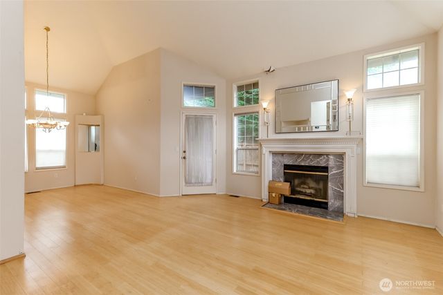 25738 215th Court SE, Maple Valley, WA 98038