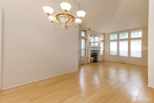 25738 215th Court SE, Maple Valley, WA 98038