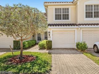 1315 Henley ST 1006, Naples, FL 34105