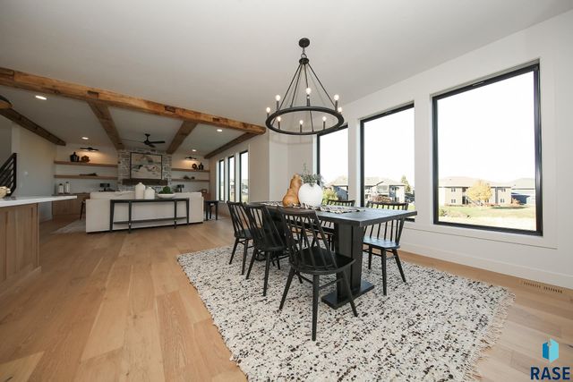 2408 S Galena Ct Court, Sioux Falls, SD 57110