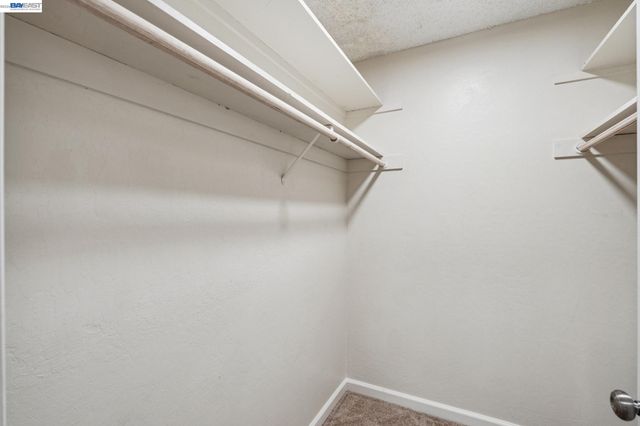 960 Shorepoint Ct 120, Alameda, CA 94501