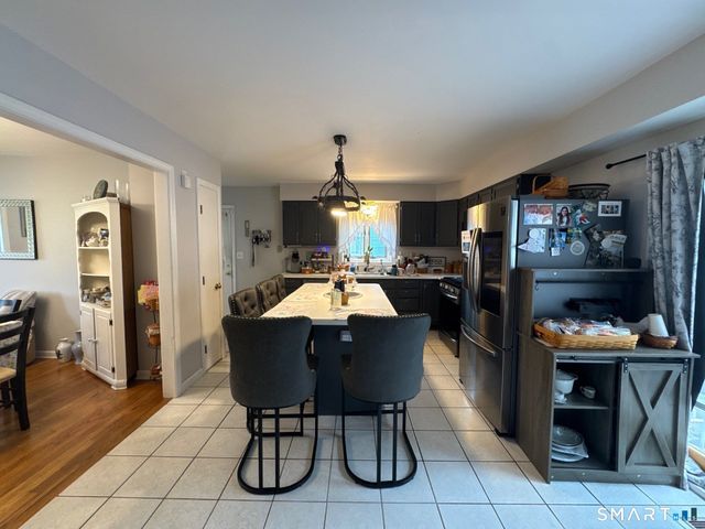 325 West Rutland Road, Milford, CT 06461