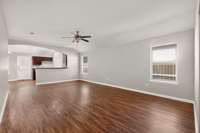 4858 Nuevo Laredo, Dallas, TX 75236