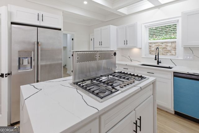 7170 Riverside Drive, Sandy Springs, GA 30328