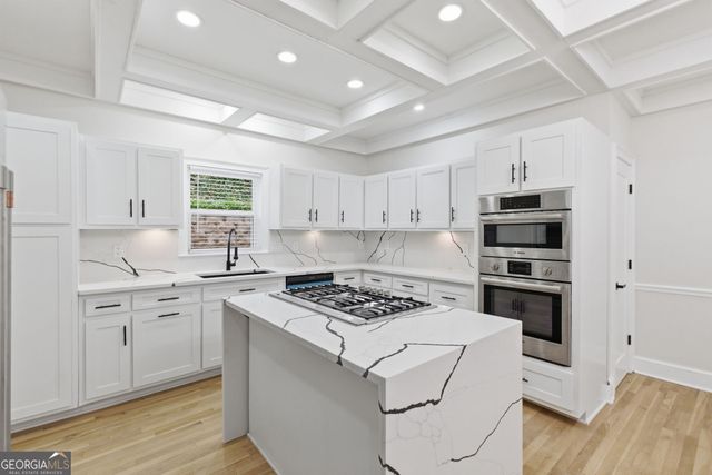 7170 Riverside Drive, Sandy Springs, GA 30328