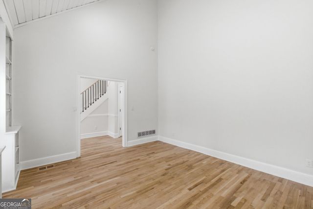 7170 Riverside Drive, Sandy Springs, GA 30328