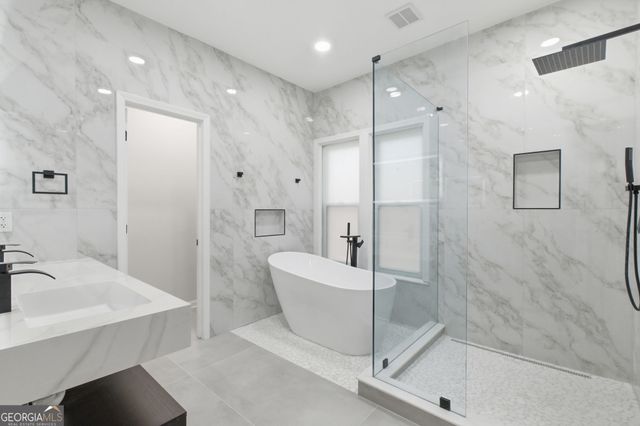 7170 Riverside Drive, Sandy Springs, GA 30328