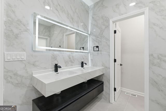 7170 Riverside Drive, Sandy Springs, GA 30328