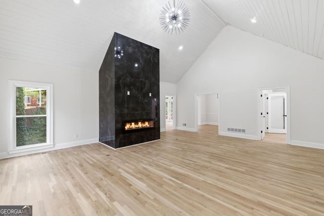 7170 Riverside Drive, Sandy Springs, GA 30328