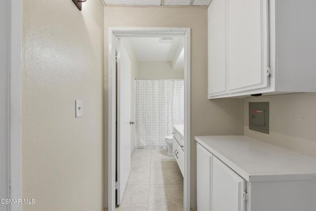 7211 Cozycroft Avenue 23, Sherman Oaks, CA 91403