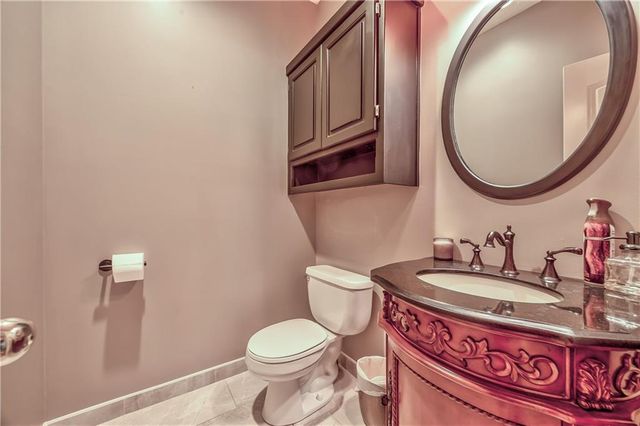 7615 Eicher Drive, Shawnee, KS 66217