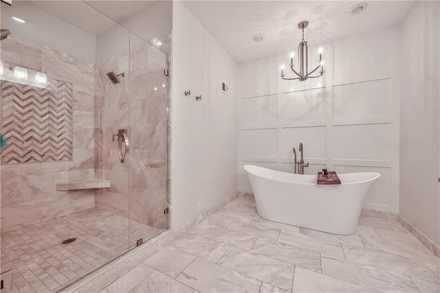7615 Eicher Drive, Shawnee, KS 66217