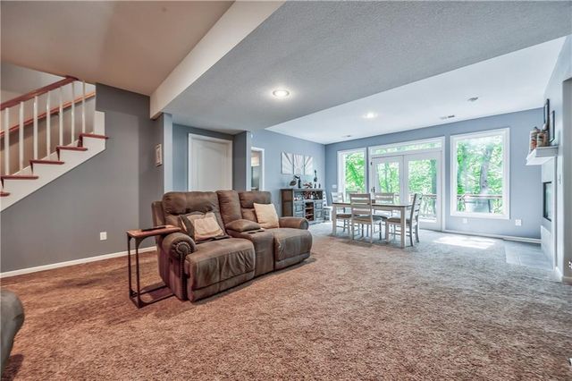 7615 Eicher Drive, Shawnee, KS 66217