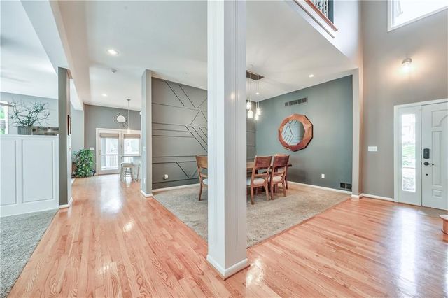 7615 Eicher Drive, Shawnee, KS 66217