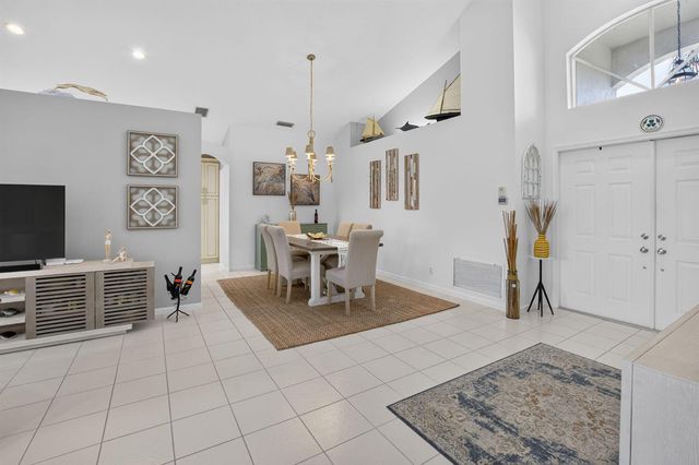 6101 Hook Lane, Boynton Beach, FL 33437