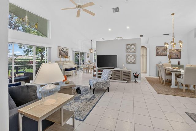 6101 Hook Lane, Boynton Beach, FL 33437