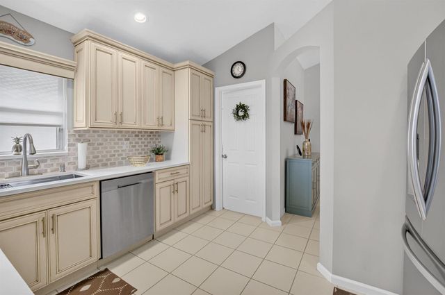 6101 Hook Lane, Boynton Beach, FL 33437