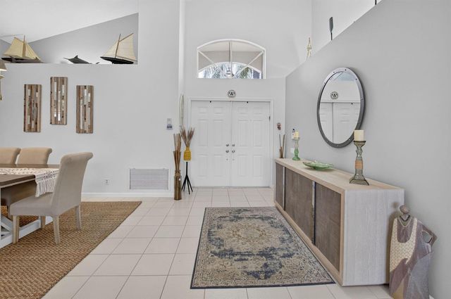 6101 Hook Lane, Boynton Beach, FL 33437
