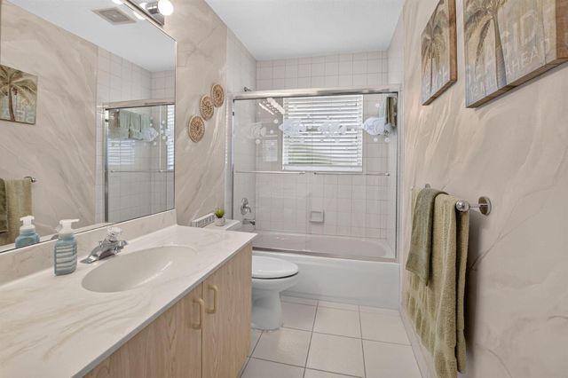 6101 Hook Lane, Boynton Beach, FL 33437