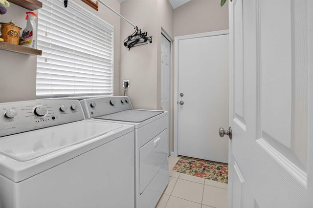 6101 Hook Lane, Boynton Beach, FL 33437
