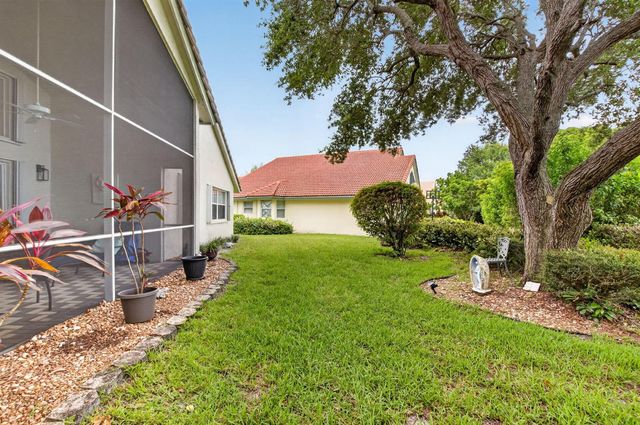 6101 Hook Lane, Boynton Beach, FL 33437