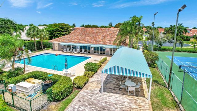 6101 Hook Lane, Boynton Beach, FL 33437