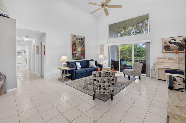 6101 Hook Lane, Boynton Beach, FL 33437