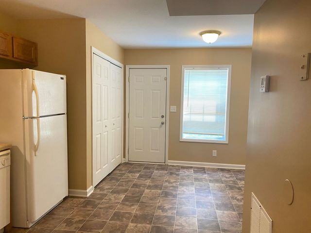 803 Golfview Place C, Clarksville, TN 37040