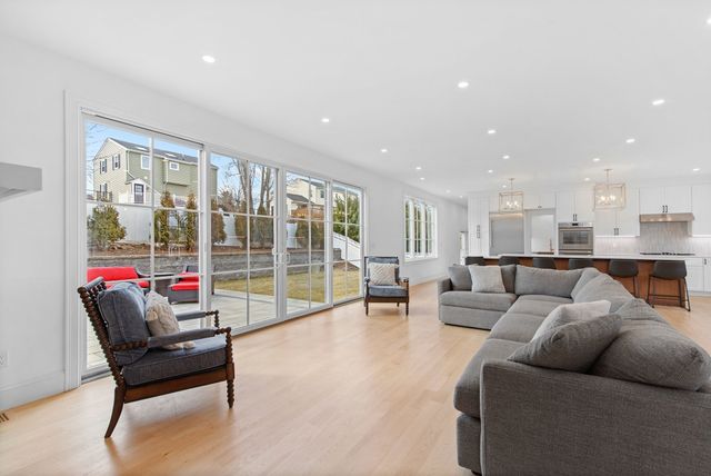 110 Berkley Street, Waltham, MA 02451