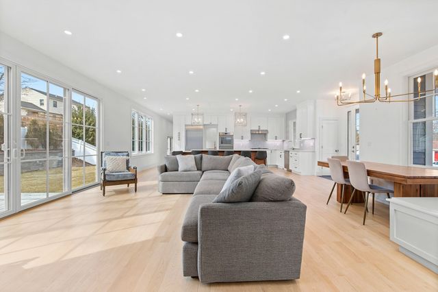 110 Berkley Street, Waltham, MA 02451