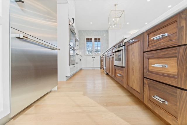 110 Berkley Street, Waltham, MA 02451