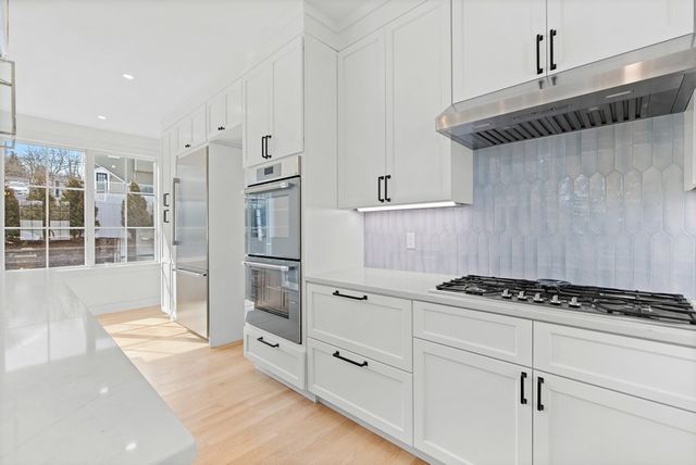 110 Berkley Street, Waltham, MA 02451