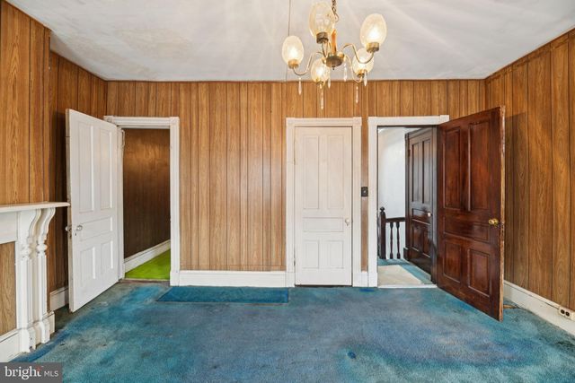 712 4TH ST SE, Washington, DC 20003