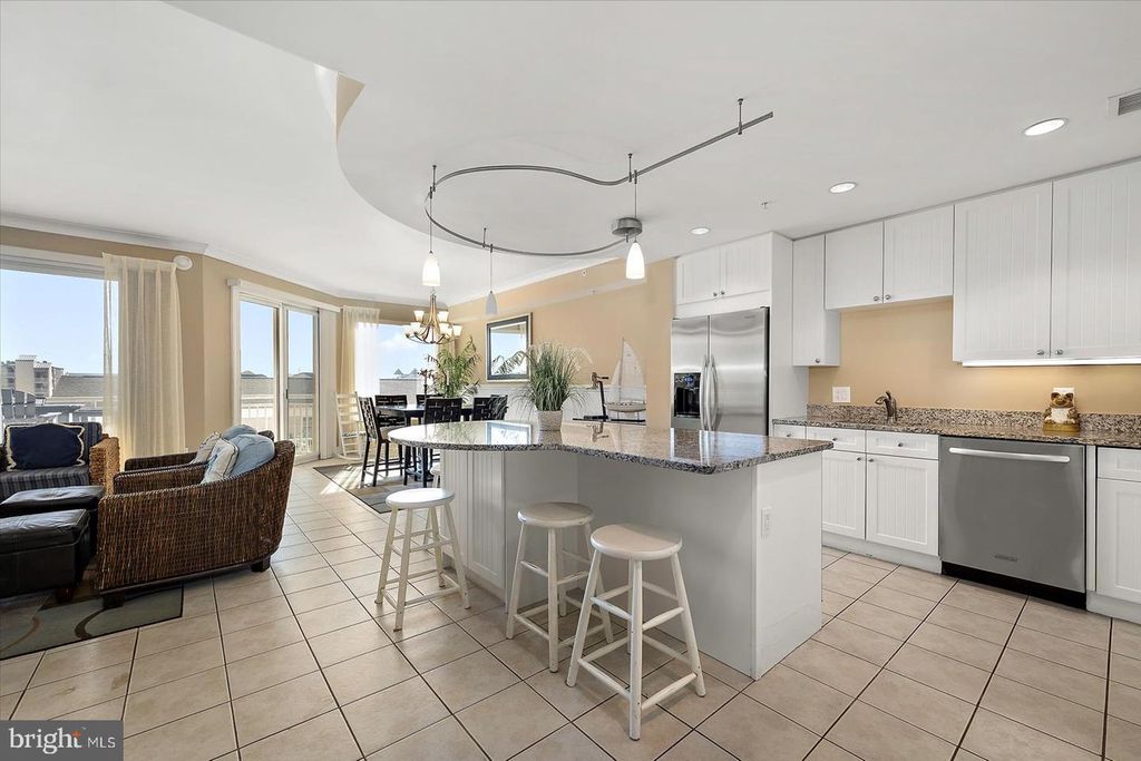 Image 24 of property listing at 2 48TH ST #304, Ocean City, MD 21842