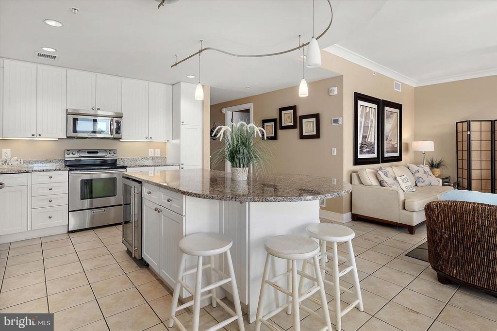 Image 27 of property listing at 2 48TH ST #304, Ocean City, MD 21842
