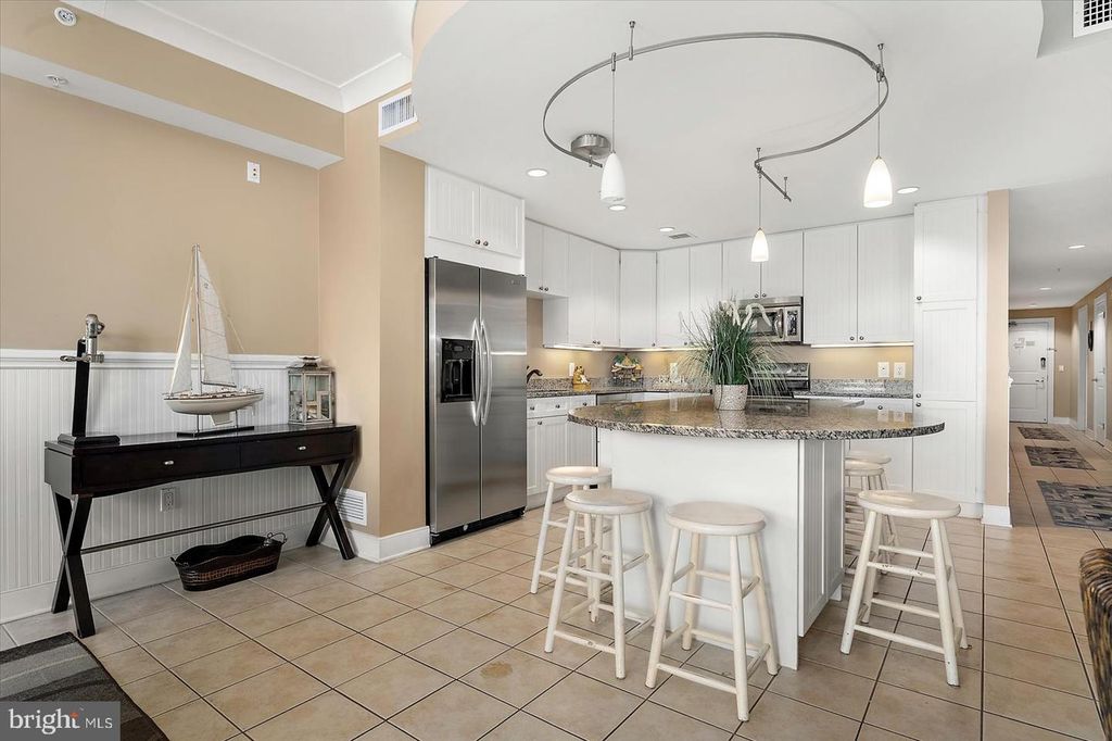 Image 29 of property listing at 2 48TH ST #304, Ocean City, MD 21842