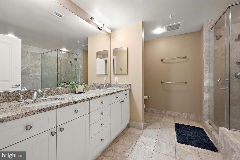 Image 39 of property listing at 2 48TH ST #304, Ocean City, MD 21842