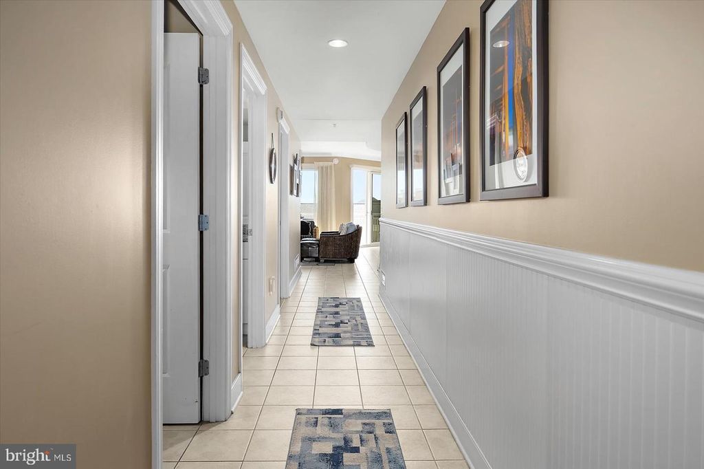 Image 4 of property listing at 2 48TH ST #304, Ocean City, MD 21842