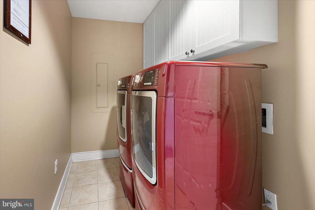Image 54 of property listing at 2 48TH ST #304, Ocean City, MD 21842