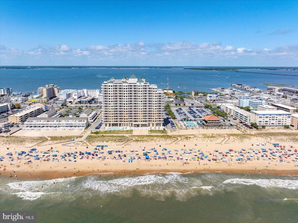 Image 70 of property listing at 2 48TH ST #304, Ocean City, MD 21842