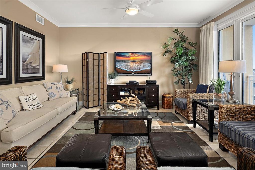Image 9 of property listing at 2 48TH ST #304, Ocean City, MD 21842