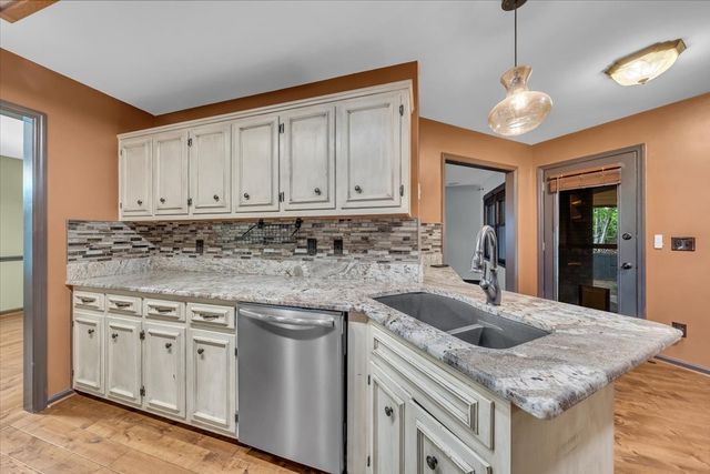 415 Whitney Dr, Smyrna, TN 37167