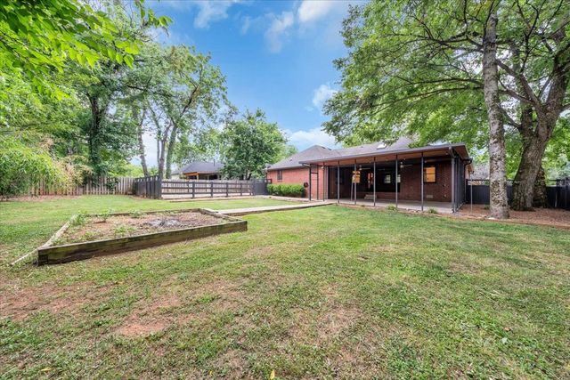 415 Whitney Dr, Smyrna, TN 37167