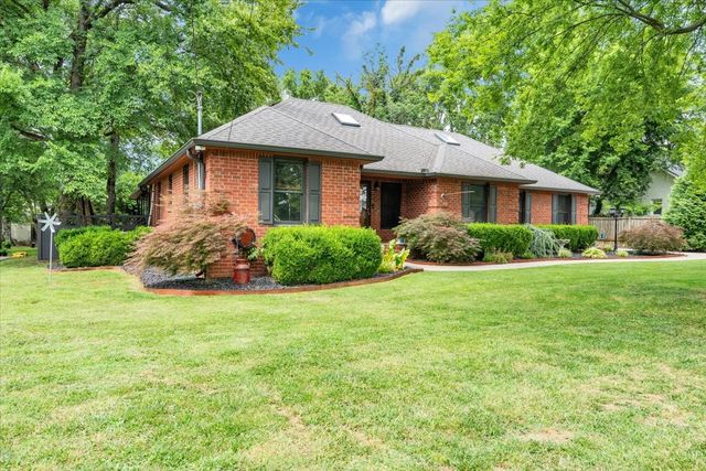 415 Whitney Dr, Smyrna, TN 37167