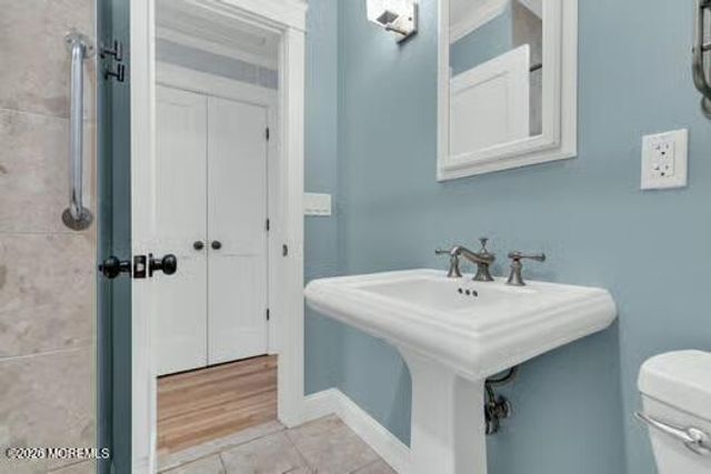 430 Church Street, Belford, NJ 07718