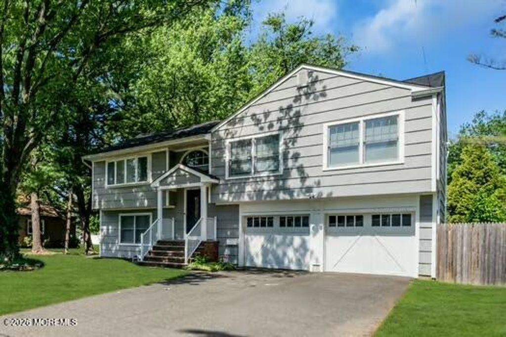 430 Church Street, Belford, NJ 07718